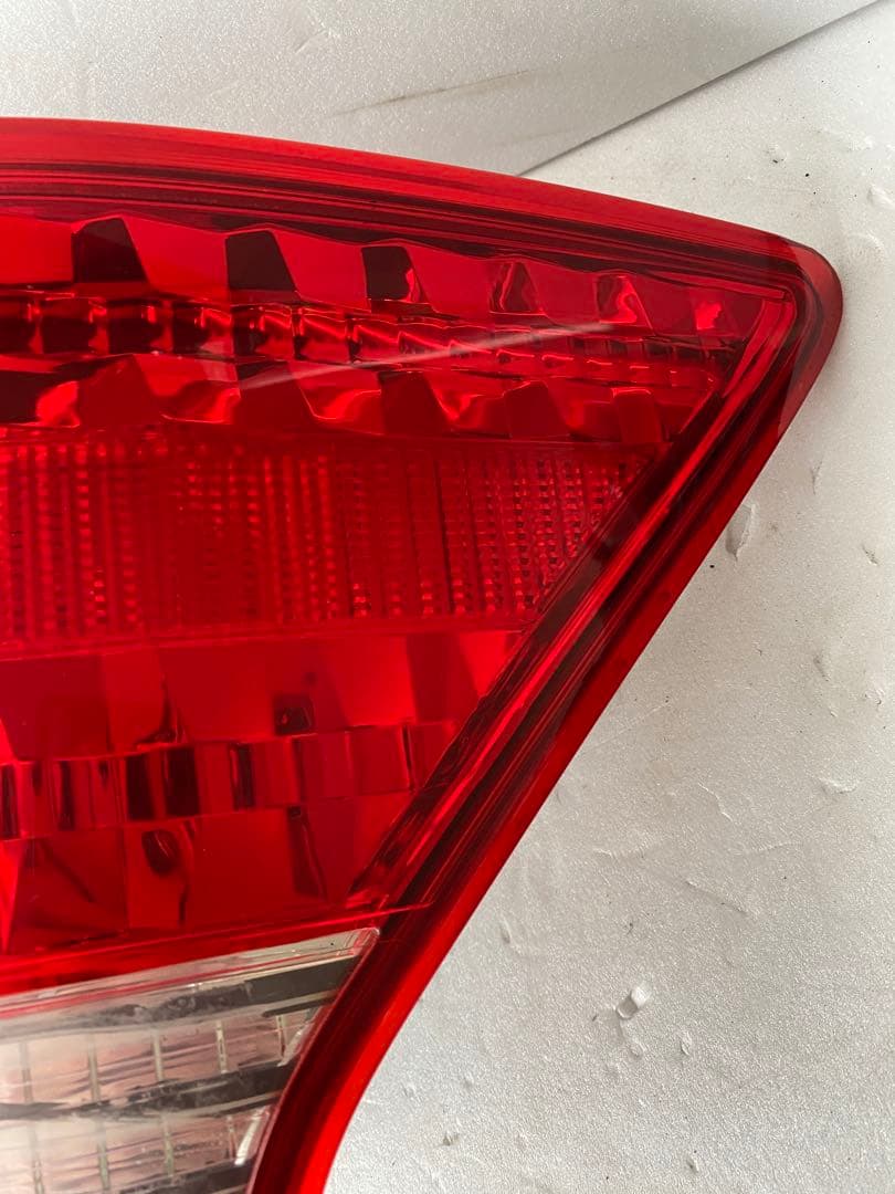 トヨタ クラウン（GRS180系）純正テールランプ左右セット