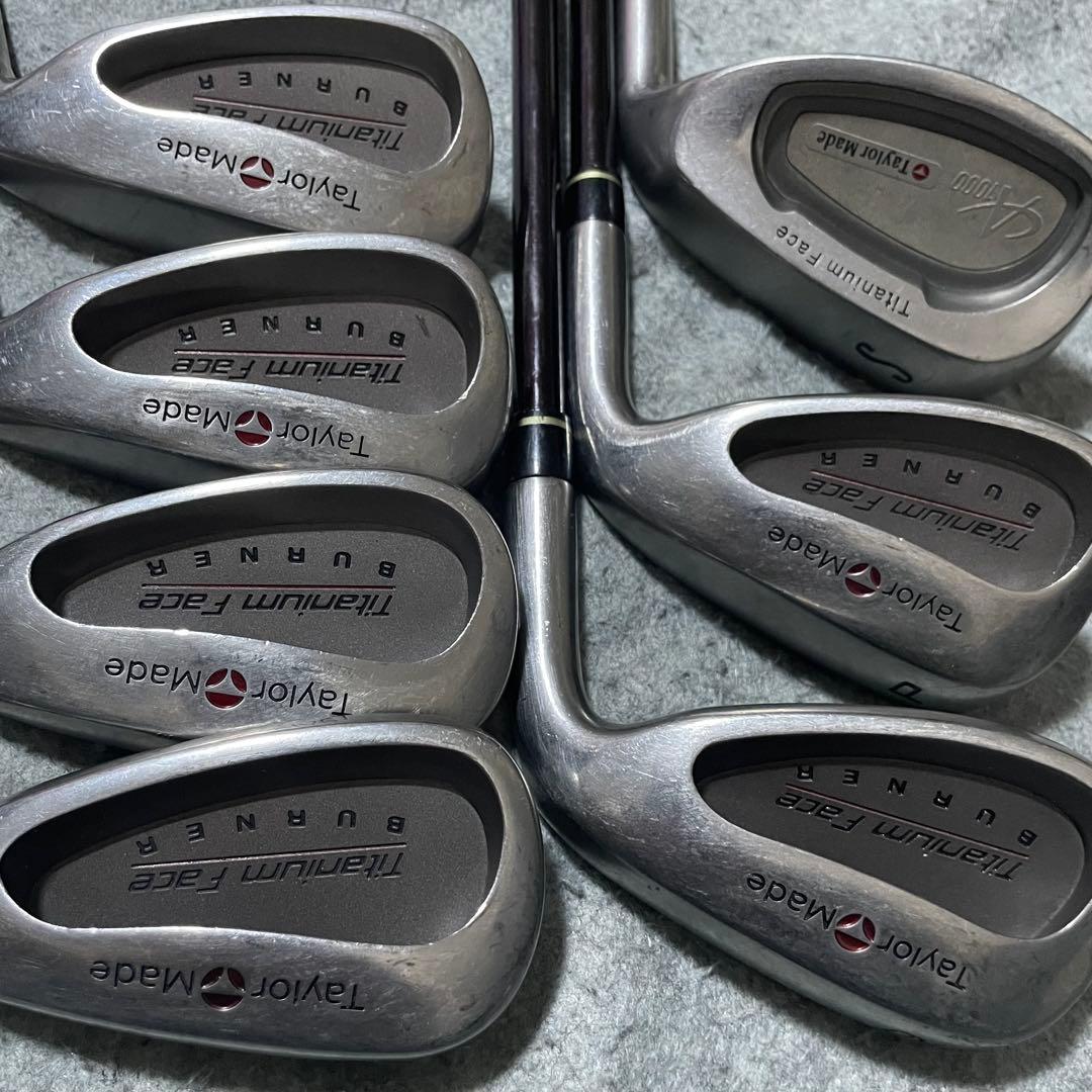 テーラーメイドで揃った完璧なセット！高級品！初心者でも打ちやすく飛距離が出る！