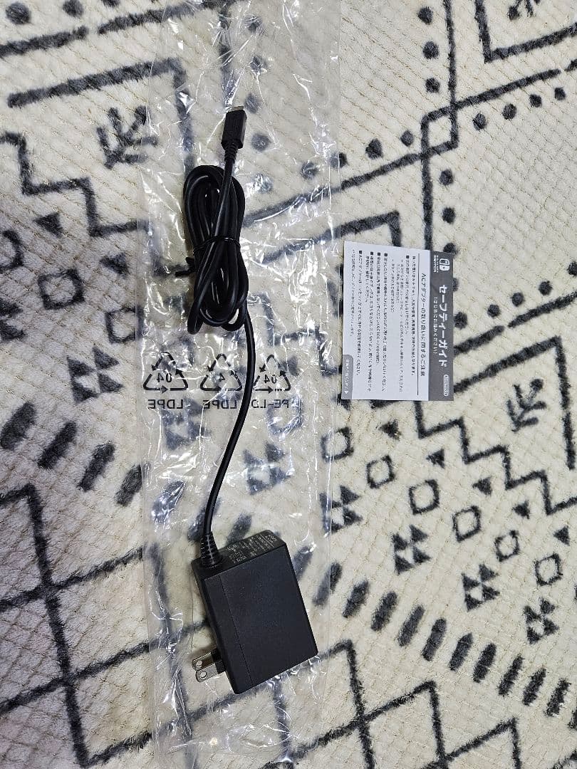 スイッチライト 本体 外箱付き 美品