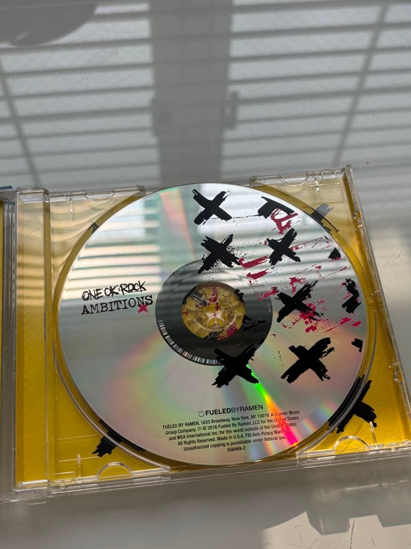 ONE OK ROCK AMBITIONS サイン入り