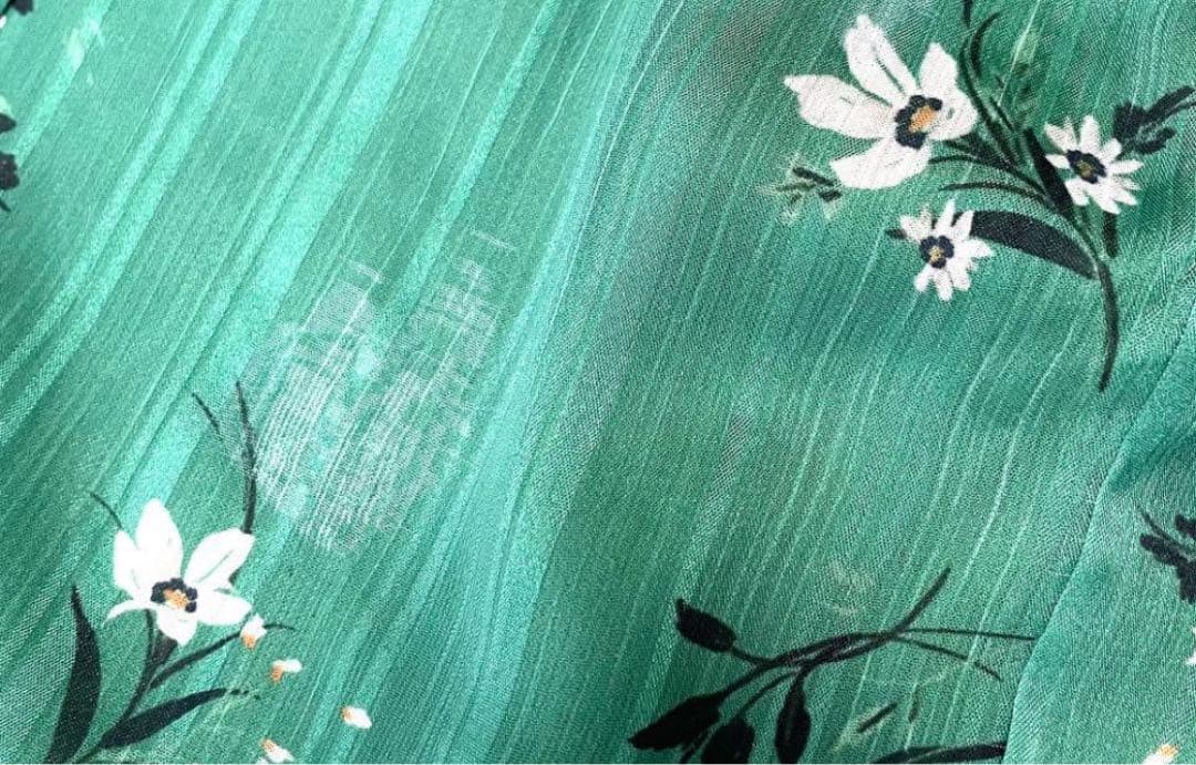 a*g様 ジャスグリッティー フラワープリント フリルワンピース グリーン サイ