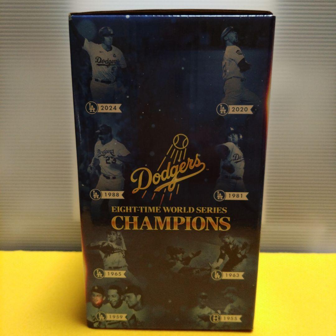ドジャース　ワールドシリーズ　トロフィーレプリカ2025/6/17スタジアム配布