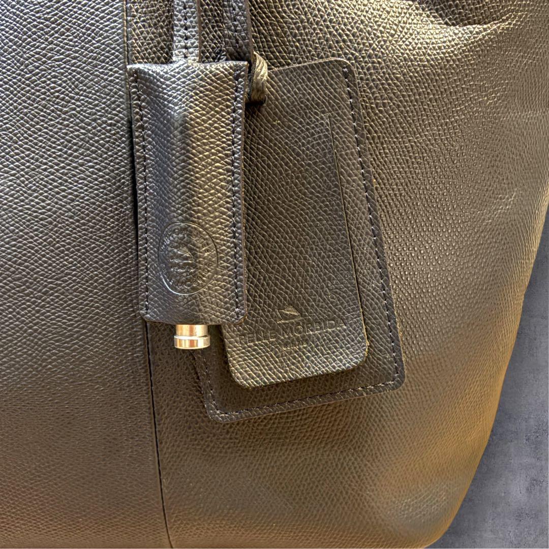 ペッレモルビダ コローレ レザートートバッグ 2way 紺 ビジネス PC A4