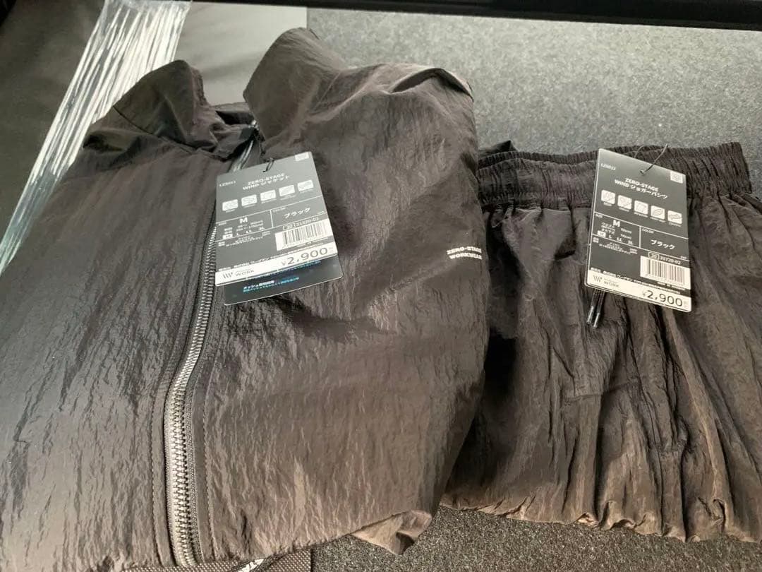 ゼロステージウィンドジャケット&ウィンドジョガーパンツ　Mサイズ　ブラック