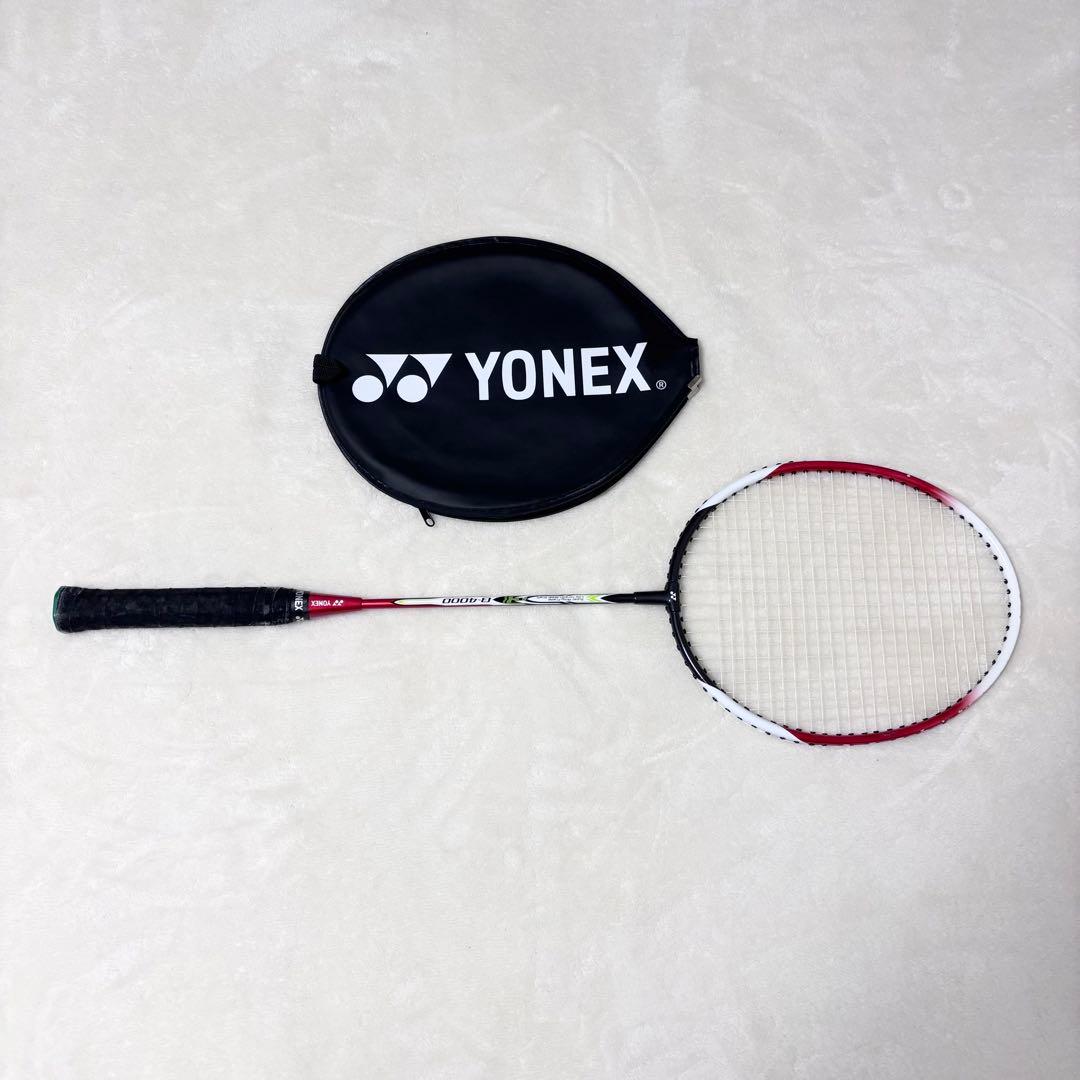 【美品】YONEX B4000 バドミントンラケット 3本セット　ヨネックス