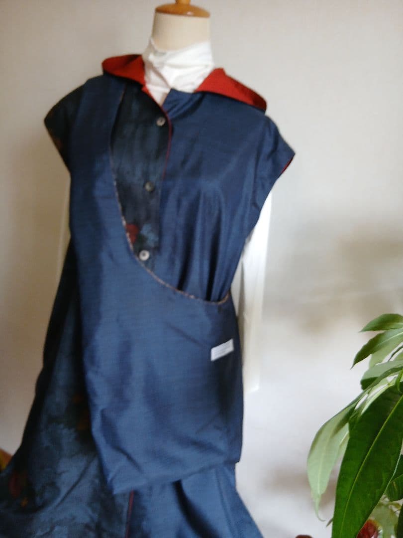 着物リメイク☆本場大島紬☆フード付きロングジレ&ワンショルダー