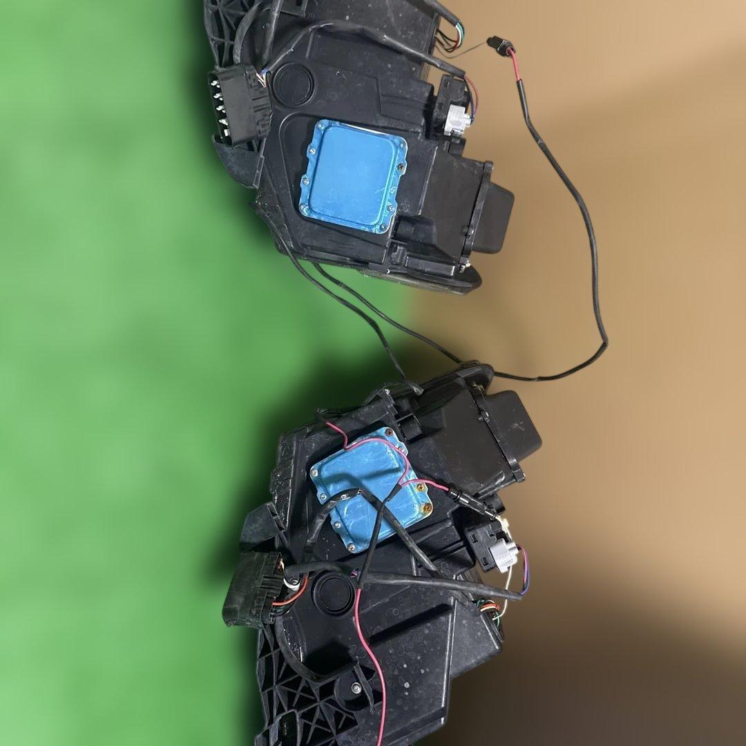 Lexus IS ヘッドライト VLAND IS250 IS350 GSE20