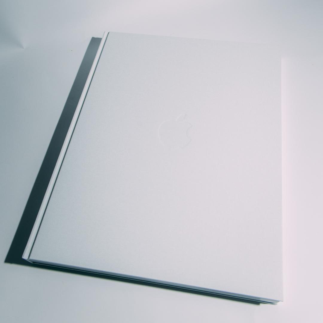 『Designed by Apple in California』大サイズ