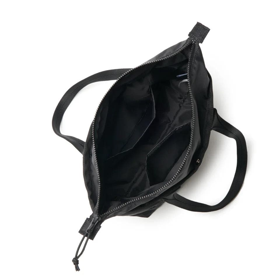 【新品・レア】ニューエラ トートバッグ 6L オールブラック【オマケ付き】