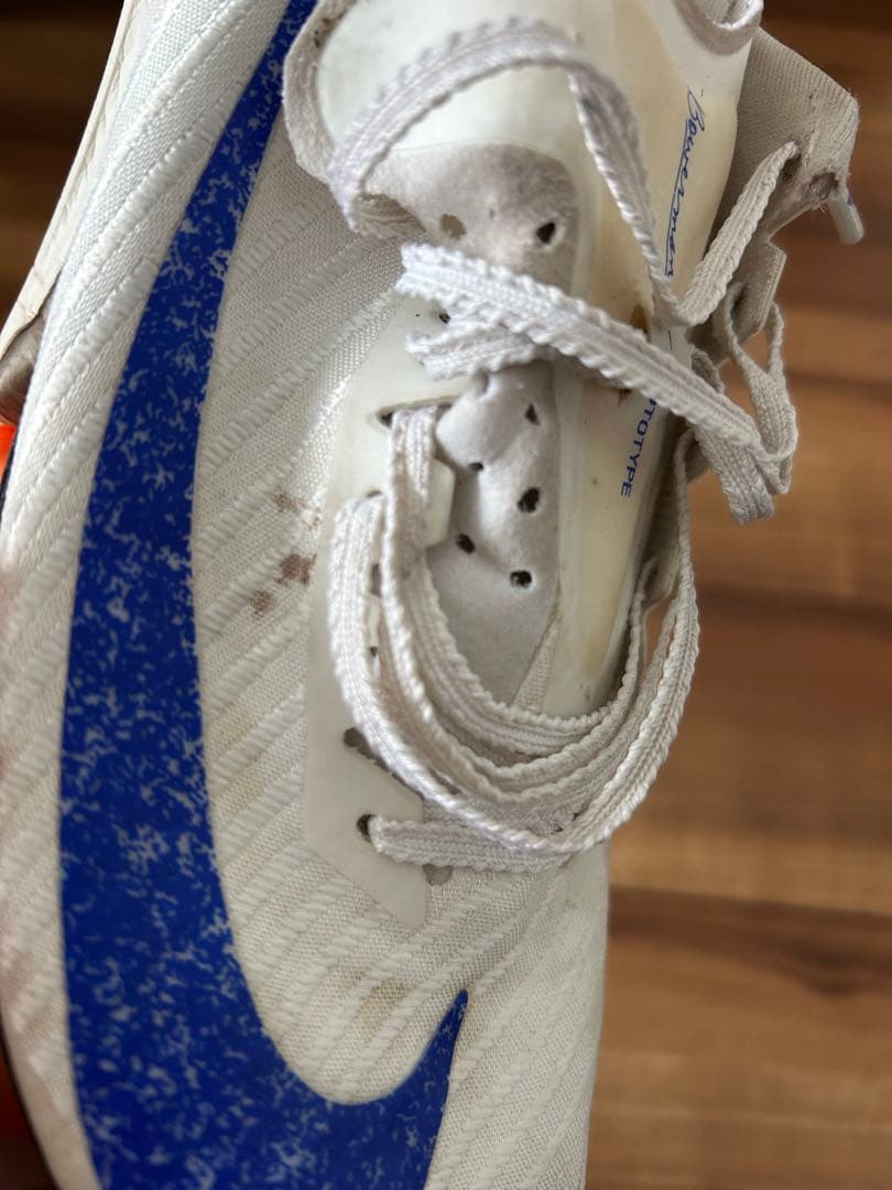 Nike マックスフライ2スパイクシューズ ホワイト/ブルー