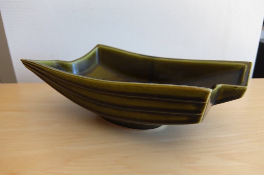 モダンデザイン フラワーベース 花器 壺 ネイティブアメリカン プエブロポタリー