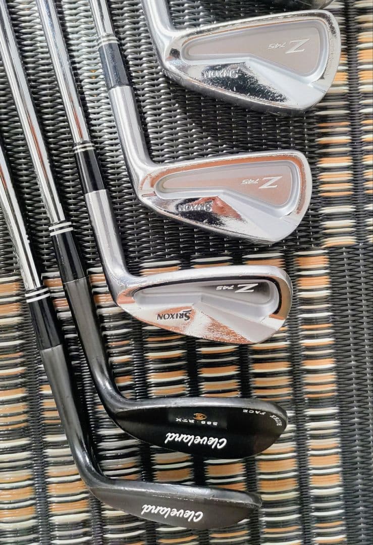 スリクソンZ 745アイアン5〜PW。クリーブランド52度58度 8本セット
