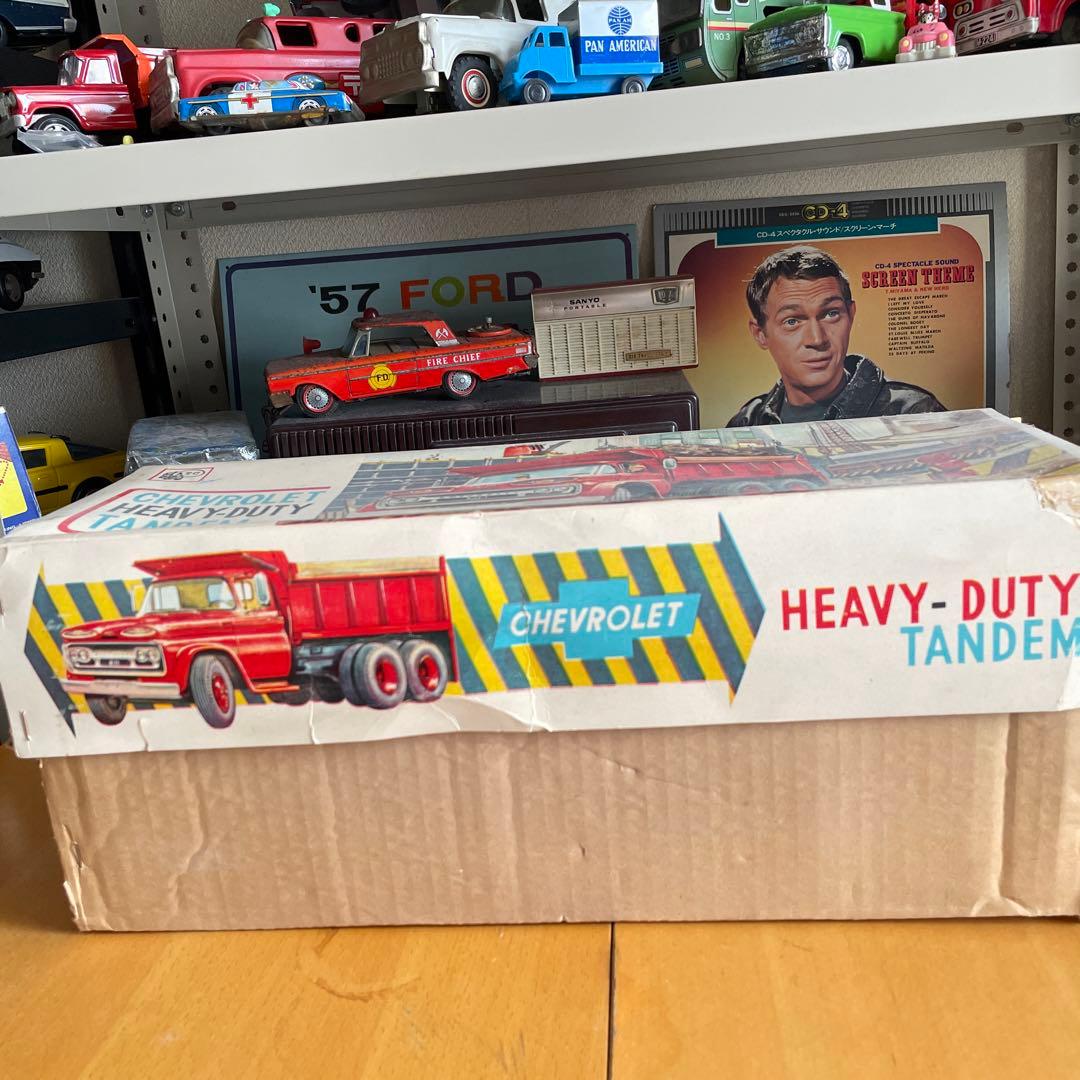 ブリキ　シボレー　ダンプカー　10輪車