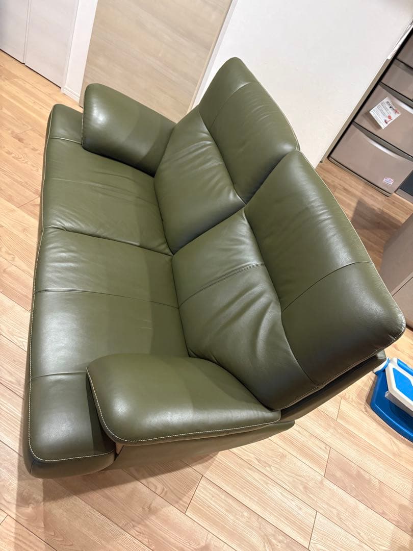 カリモク チターノレザー 2.5人掛けソファ