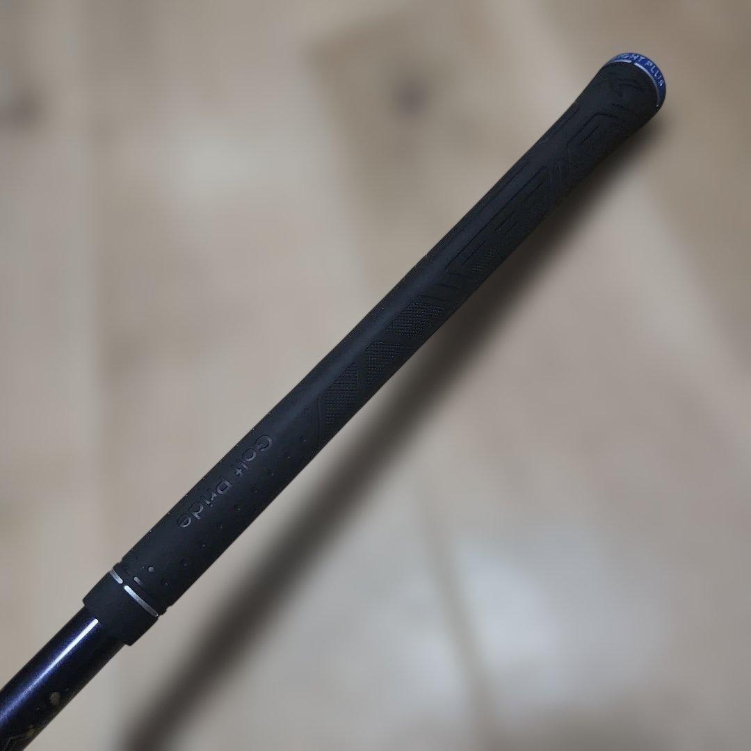 送料込み/ゼクシオ13代目 MP-1300/PW/カーボンシャフト/R/42°