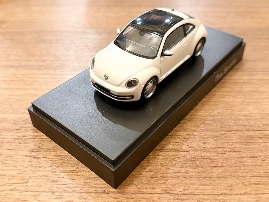 中古品 1/43 VW純正 シュコー フォルクスワーゲン ザビートル ホワイト