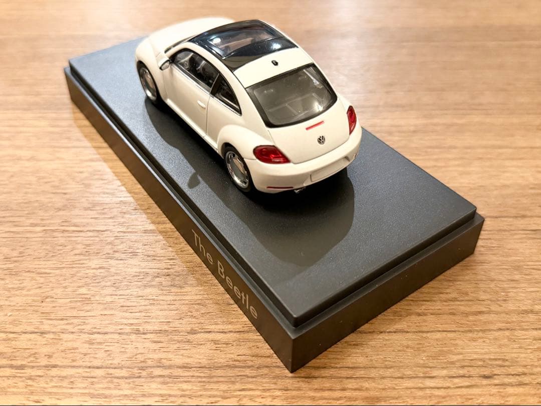 中古品 1/43 VW純正 シュコー フォルクスワーゲン ザビートル ホワイト