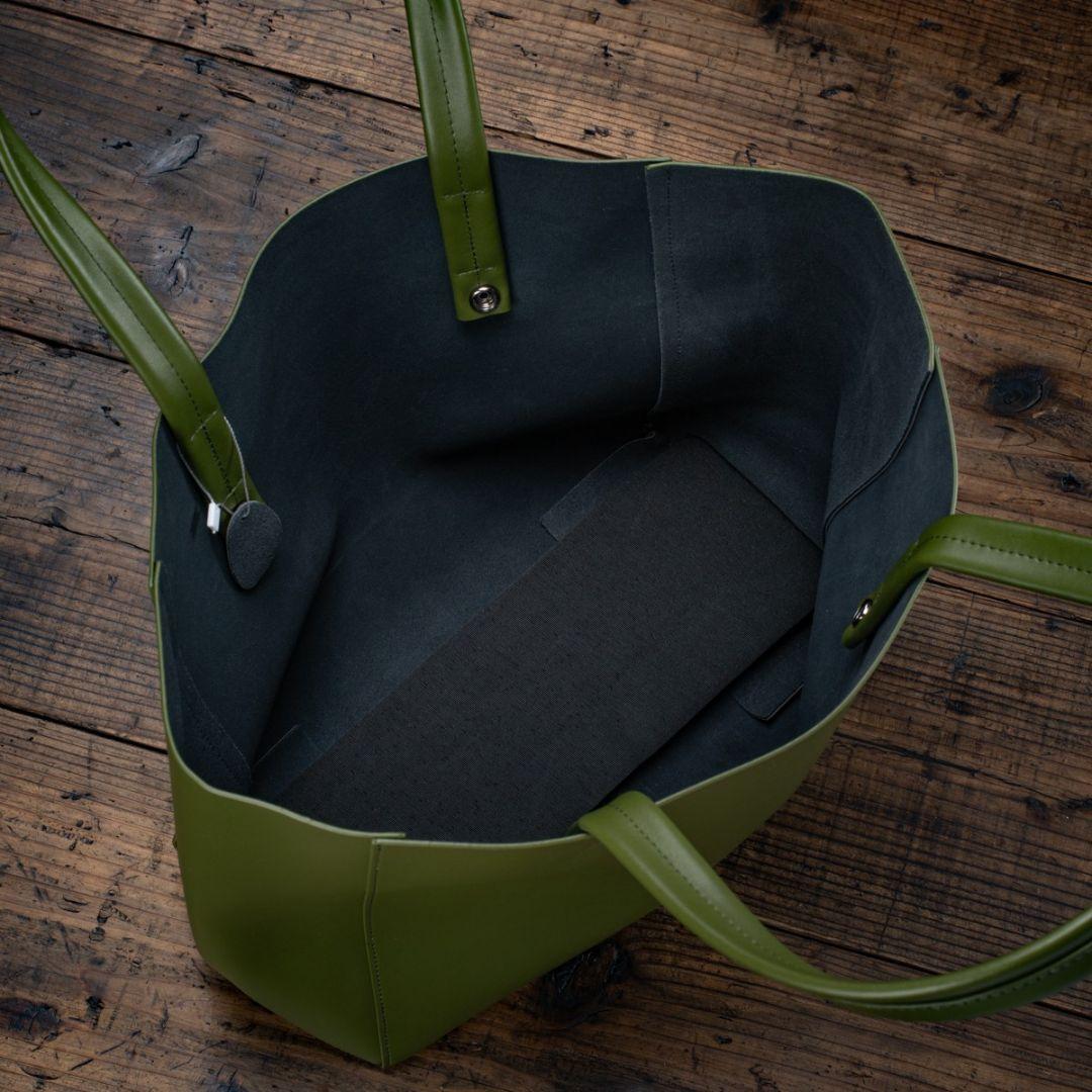 イタリアンレザー 牛革 メンズ トートバッグ 鞄 カバン 本革 A4サイズ