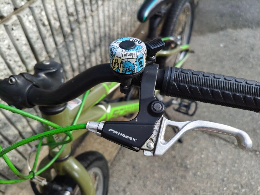 【夏休み値下げ】シュウィン MESA20 マウンテンバイク カーキ 20インチ