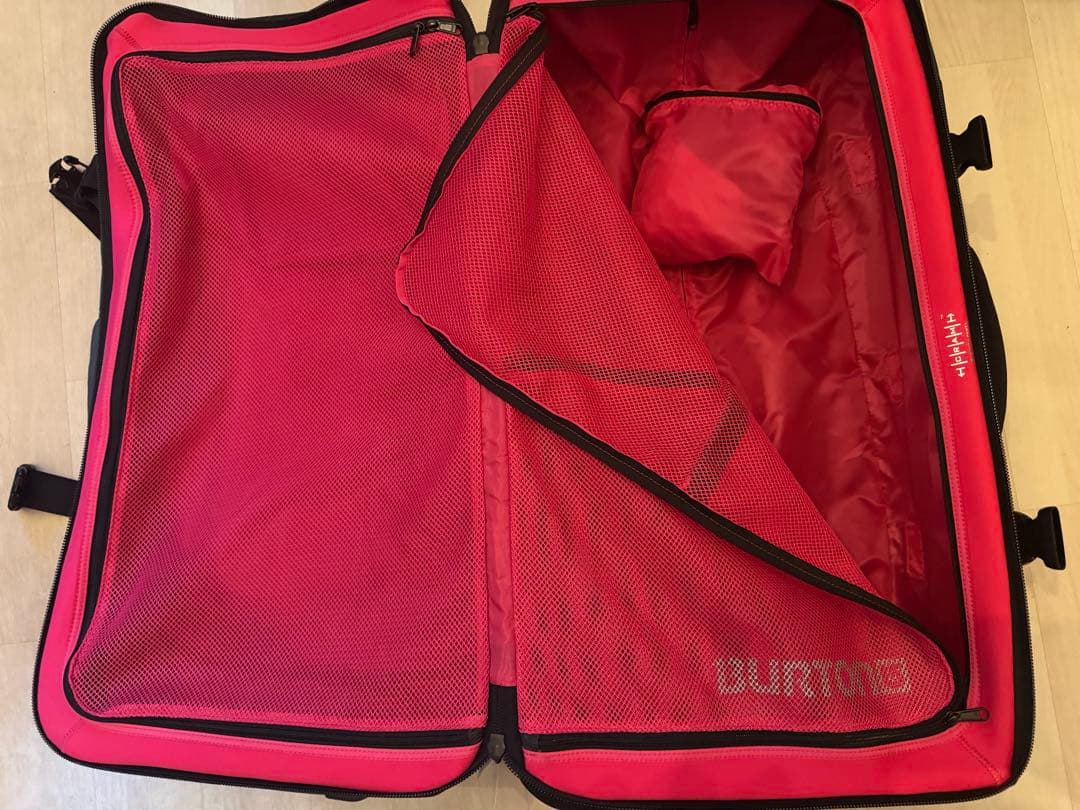 BURTON キャリーバッグ大容量92L大型キャリーバック新品未使タグ付き旧ロゴ