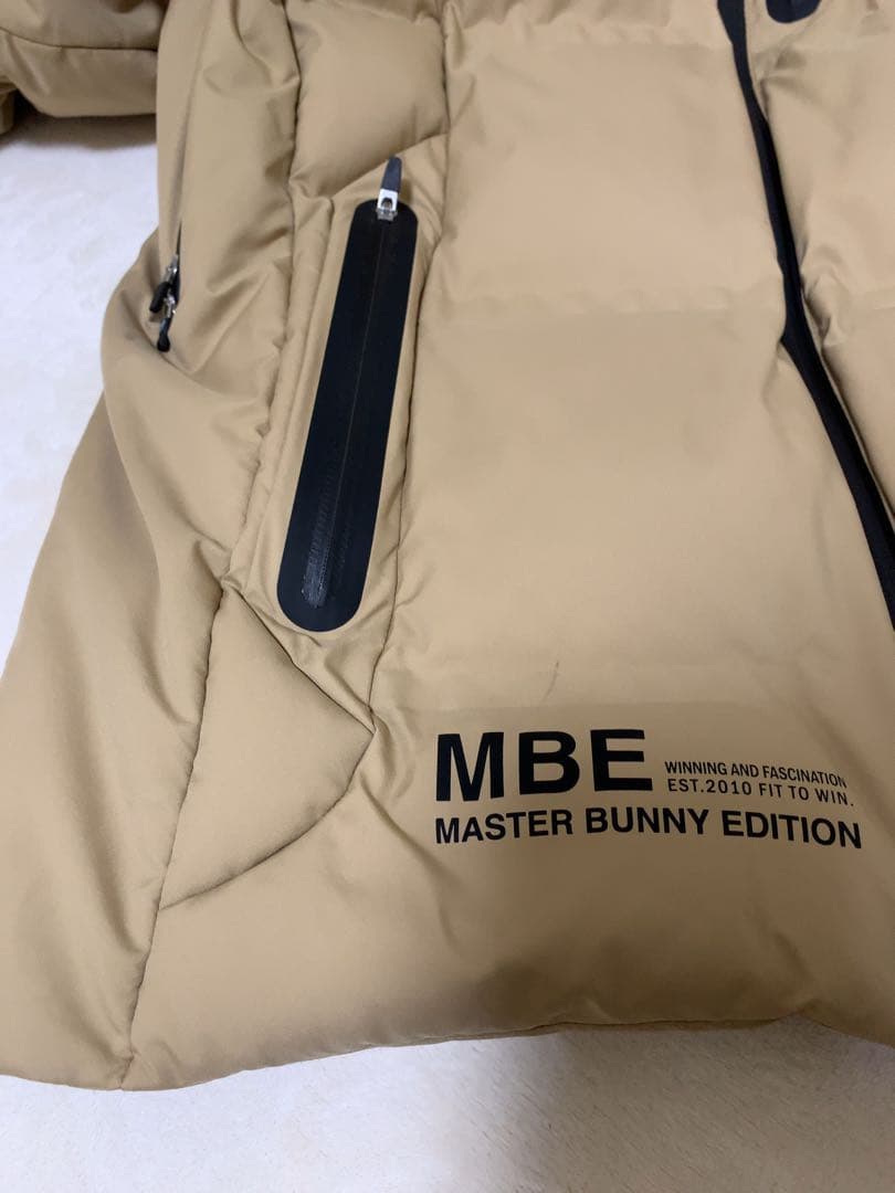 難ありMASTER BUNNY EDITION フード付ダウンジャケットサイズ4