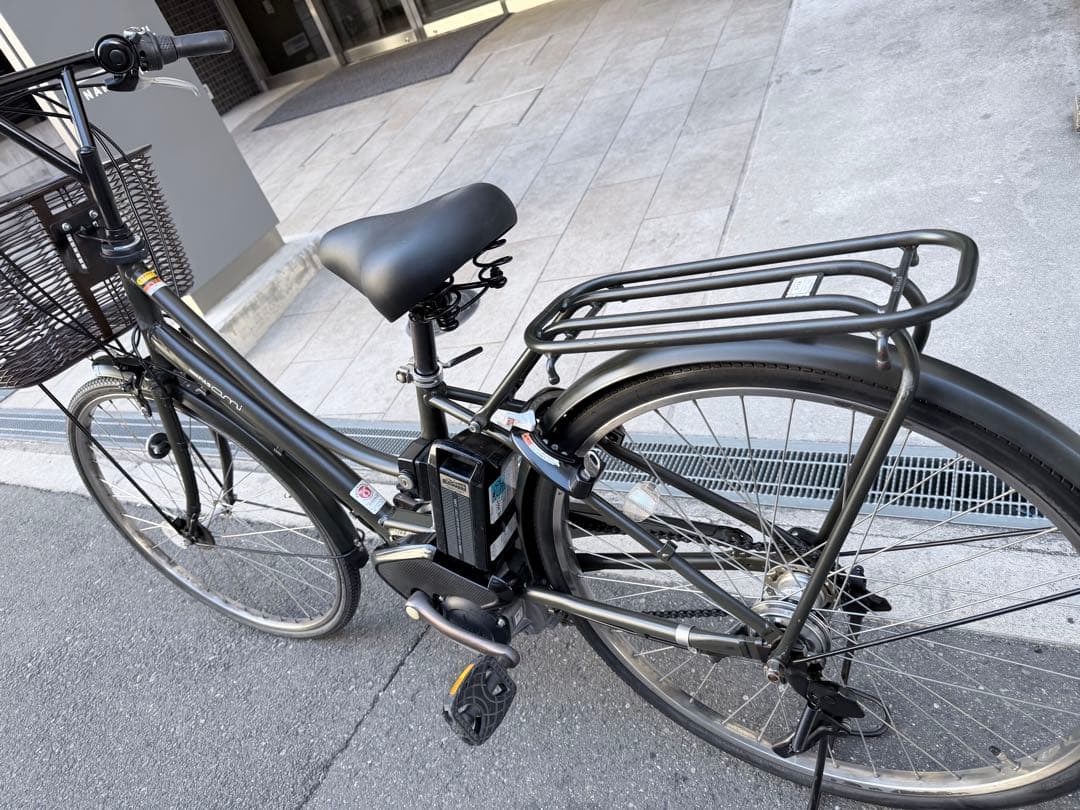 大阪府　ヤマハ　電動アシスト自転車 ダークグレー 前部バスケット付き