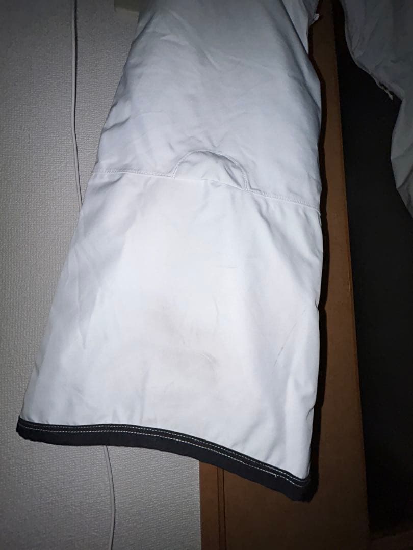 バートン　ウェアBURTON GORE-TEX White パンツ　白