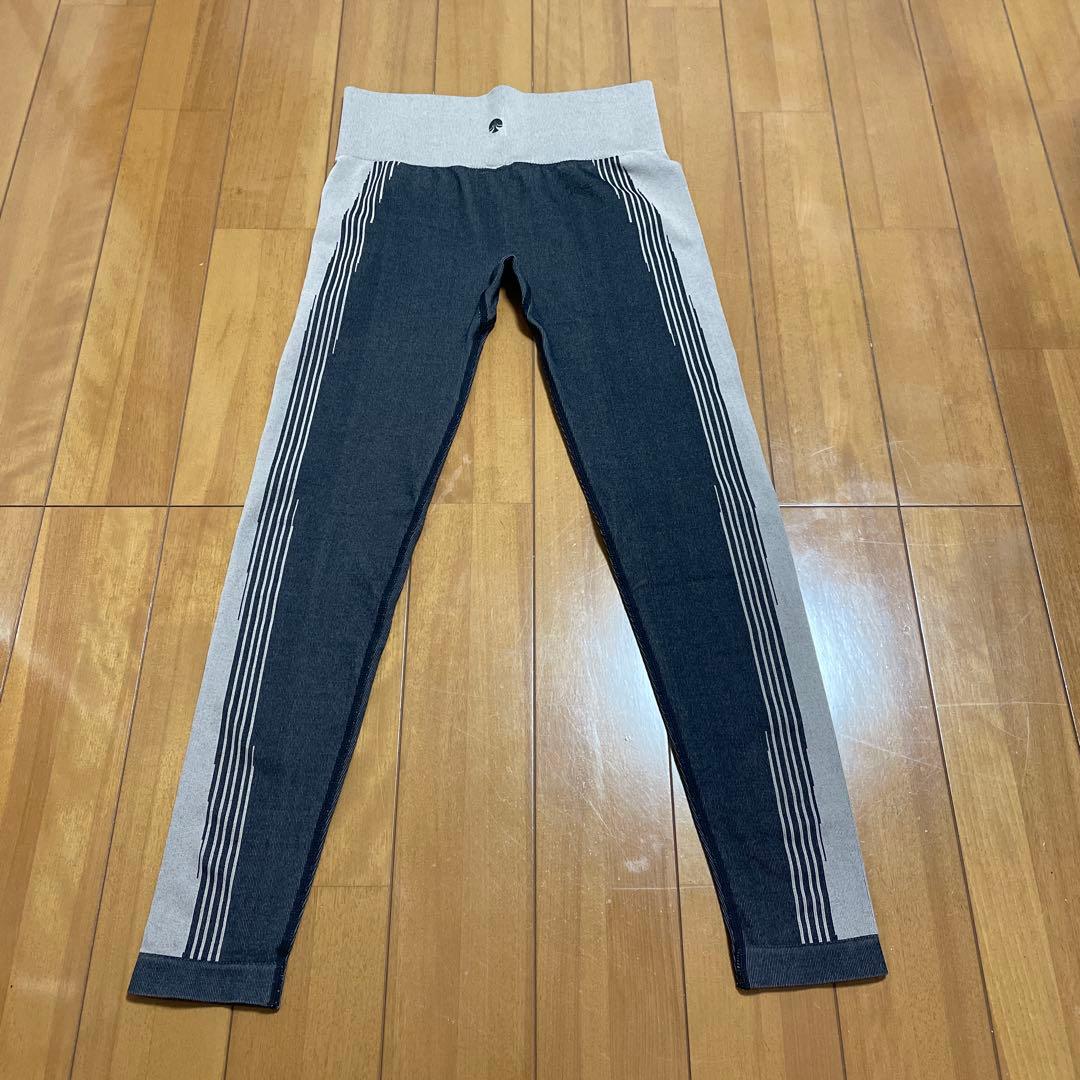 SUKALA ストライプレギンス ダークグレー