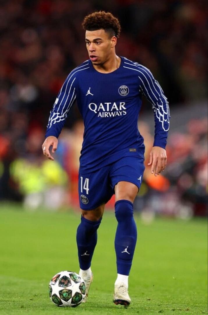 パリサンジェルマン　24/25シーズン　ドゥエ ユニフォーム　Lサイズ