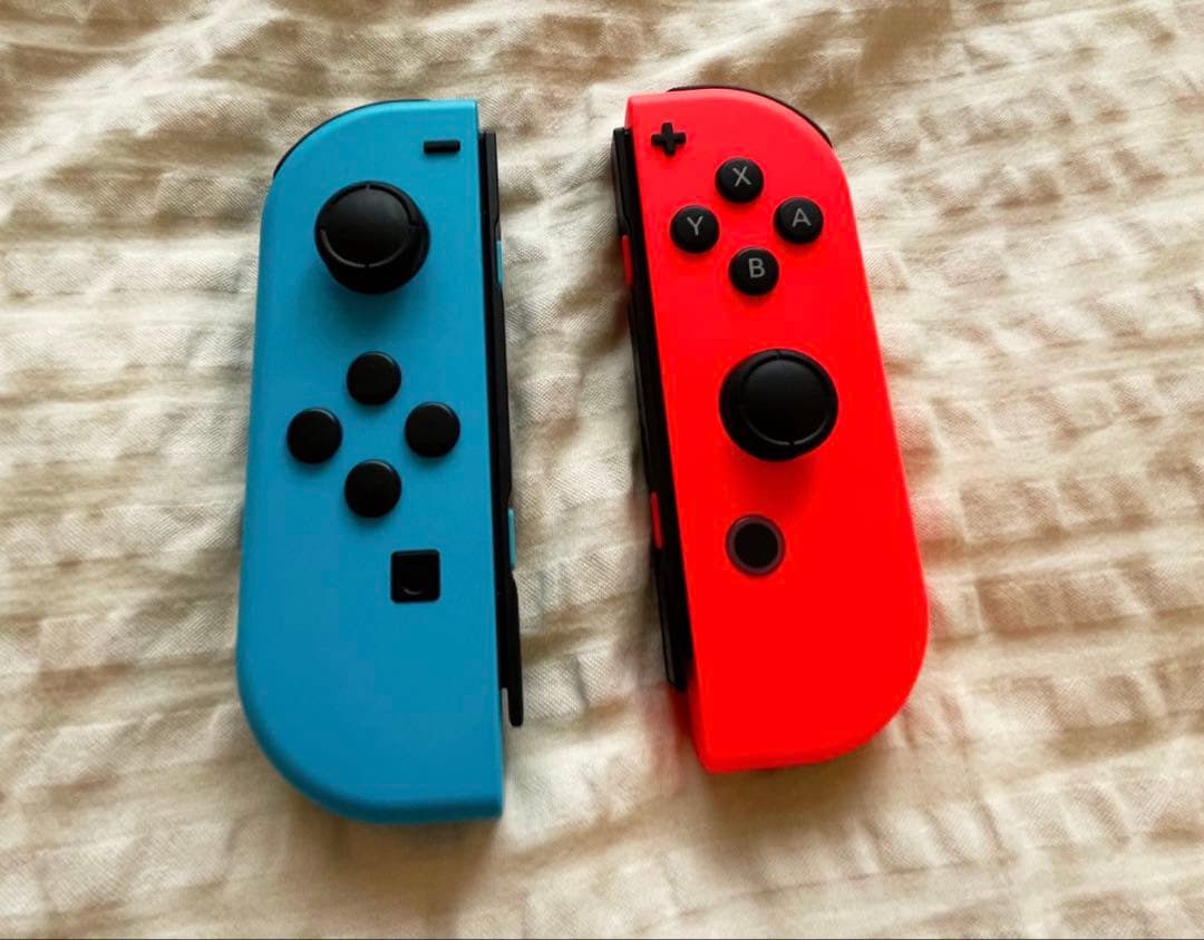 Nintendo Switch ネオンブルー ネオンレッド カセット付き