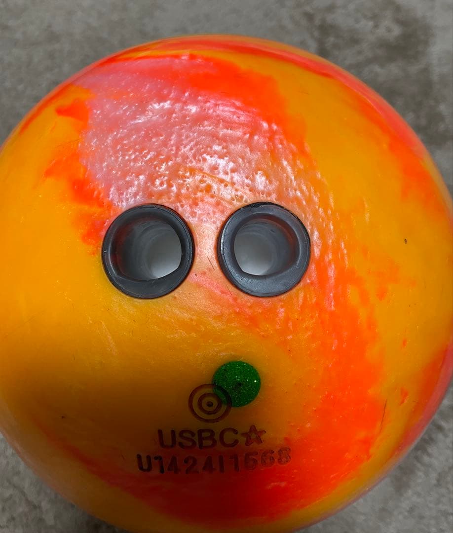 P*o様 『美品』SWEEP HARD ボウリングボール　14ポンド