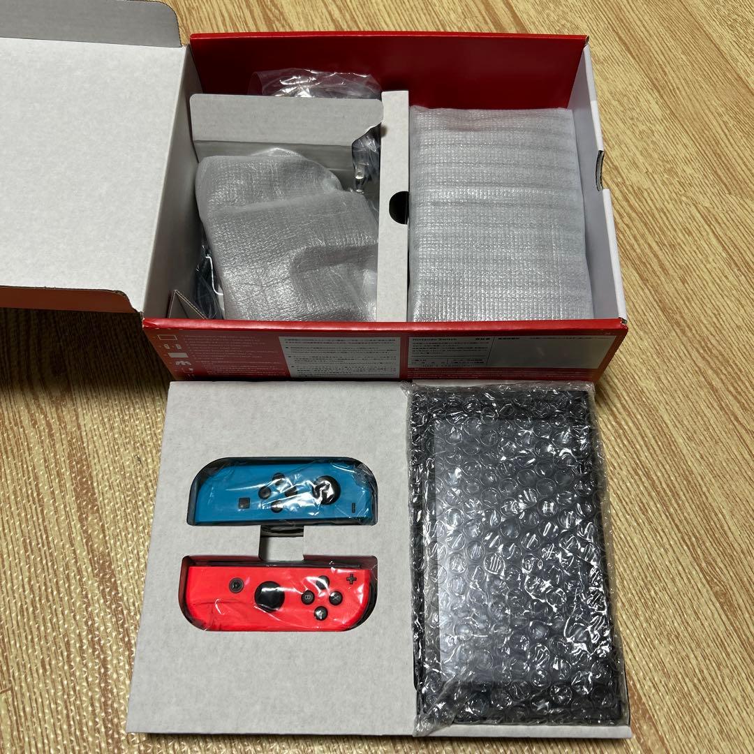 Nintendo Switch 本体　ネオンブルー/ネオンレッド箱あり