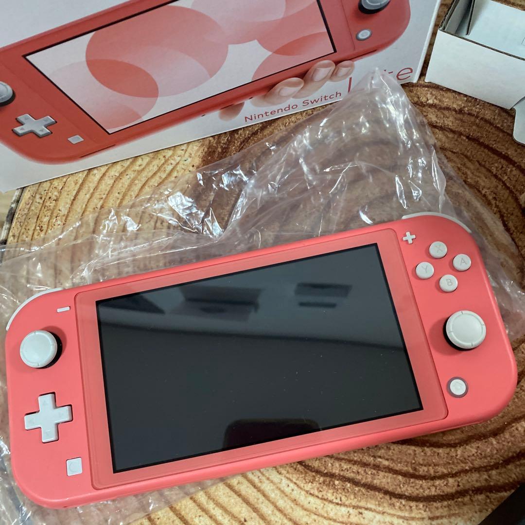 Nintendo Switch Lite ピンク本体