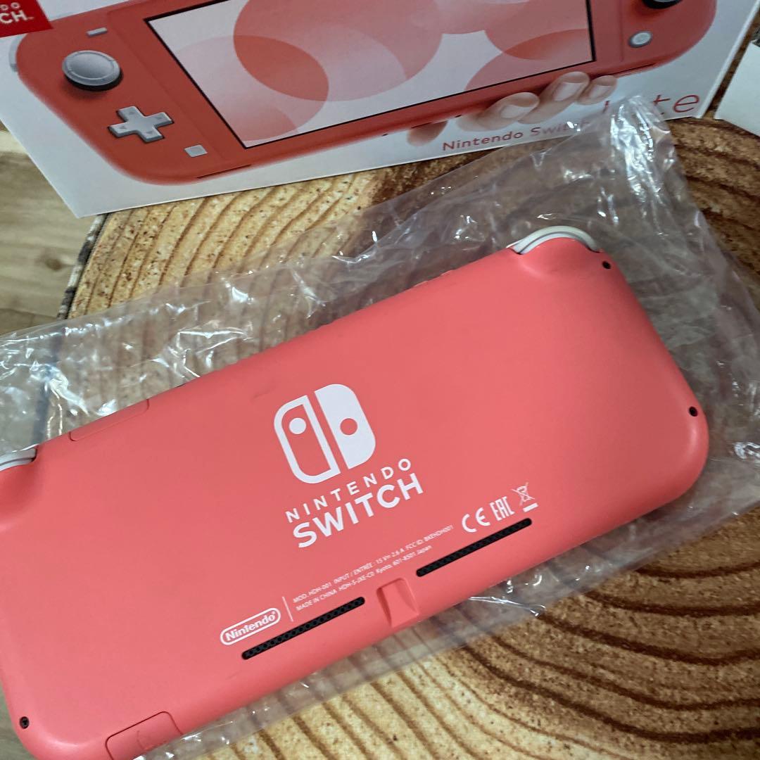 Nintendo Switch Lite ピンク本体