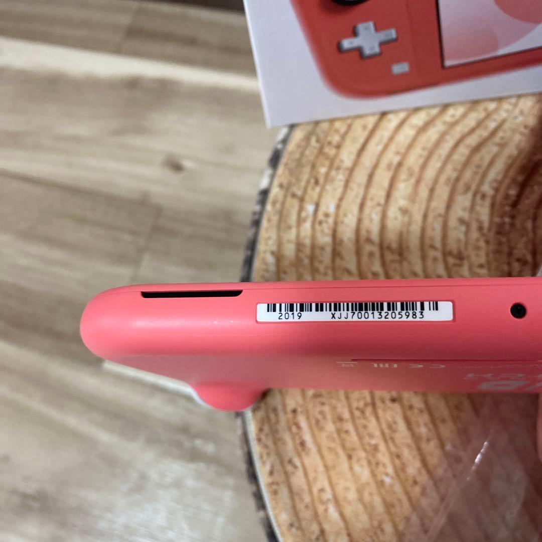 Nintendo Switch Lite ピンク本体