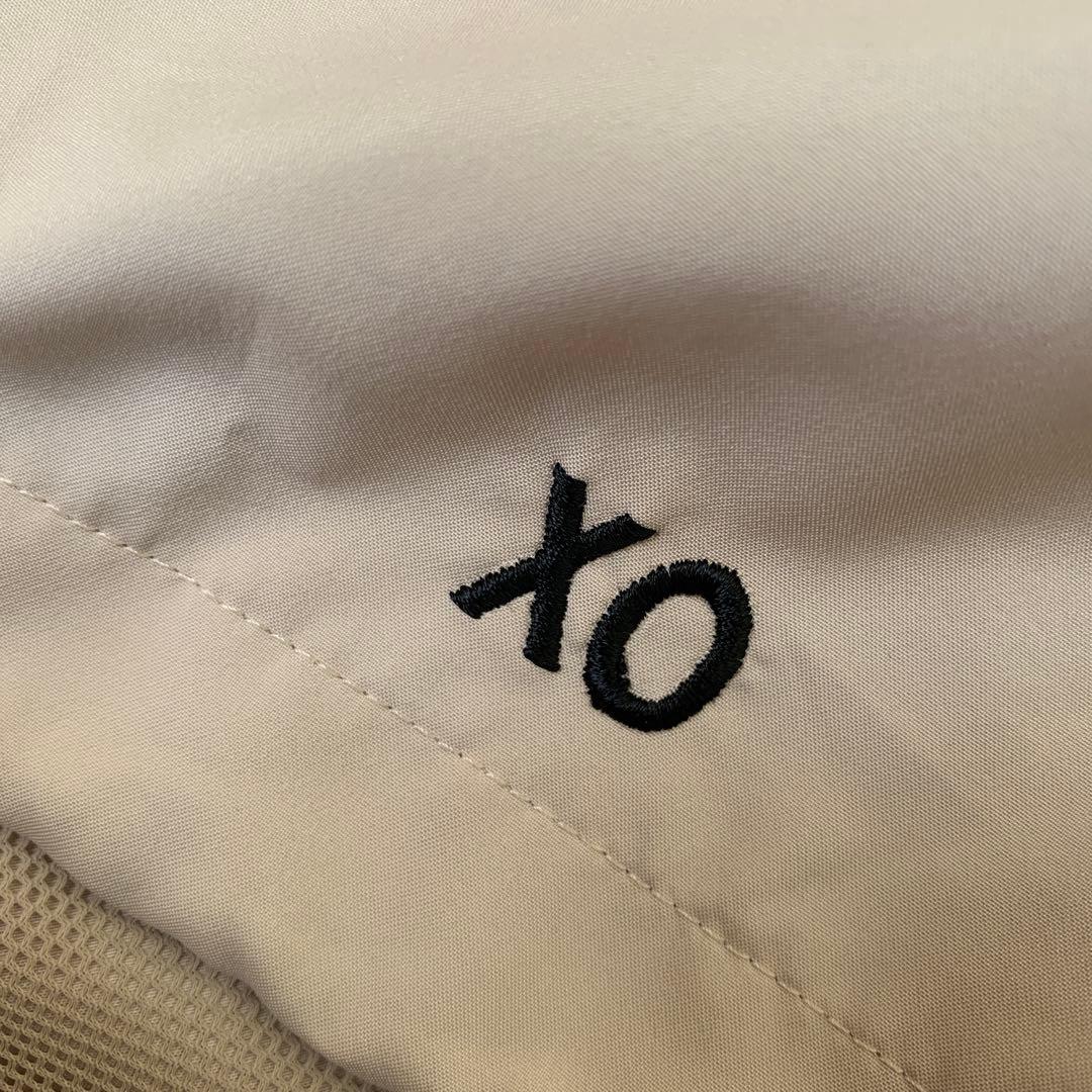 浦和レッズ 選手支給品PUMA ウィンドブレーカー ベージュ・赤　サイズ XO