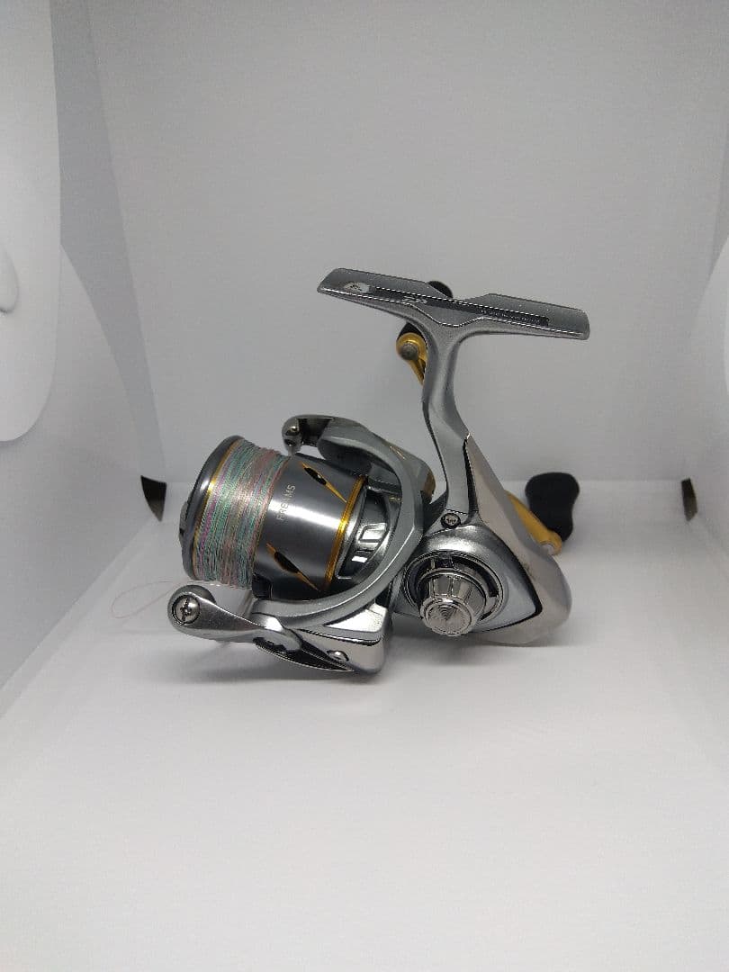 ダイワフリームスLT2500DHシングルハンドル、替えスプール付き