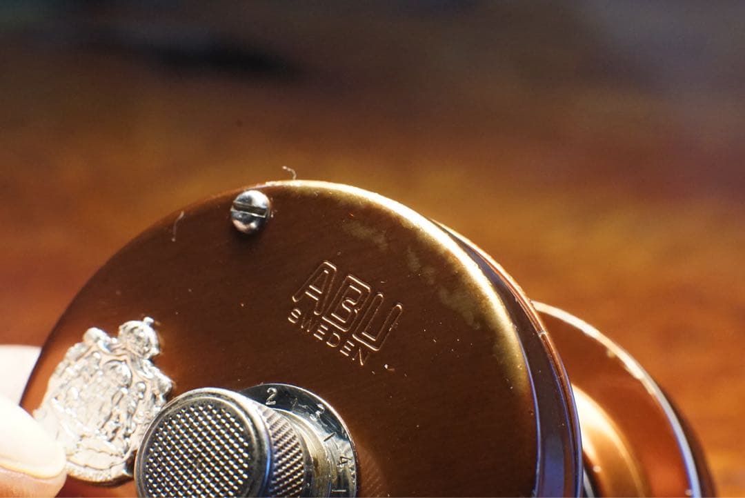 ABU アンバサダー 4000D メンテ済 フレーム修正済