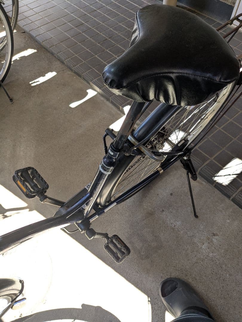 アルテコモダ27インチシティサイクル 前カゴ付き