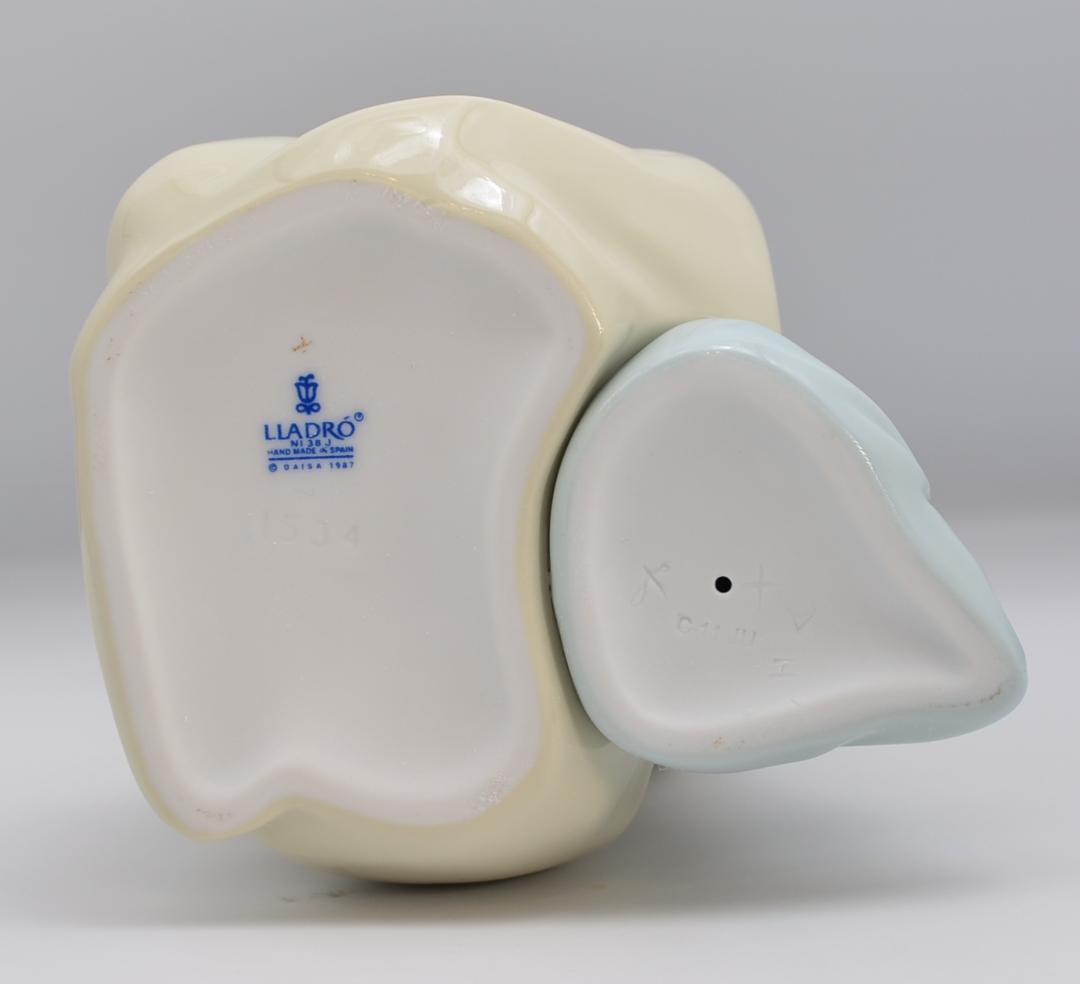 妹　＃1534　★リヤドロ　スペイン　ポーセリン　光沢仕上げ　ヴィンテージ　絶版