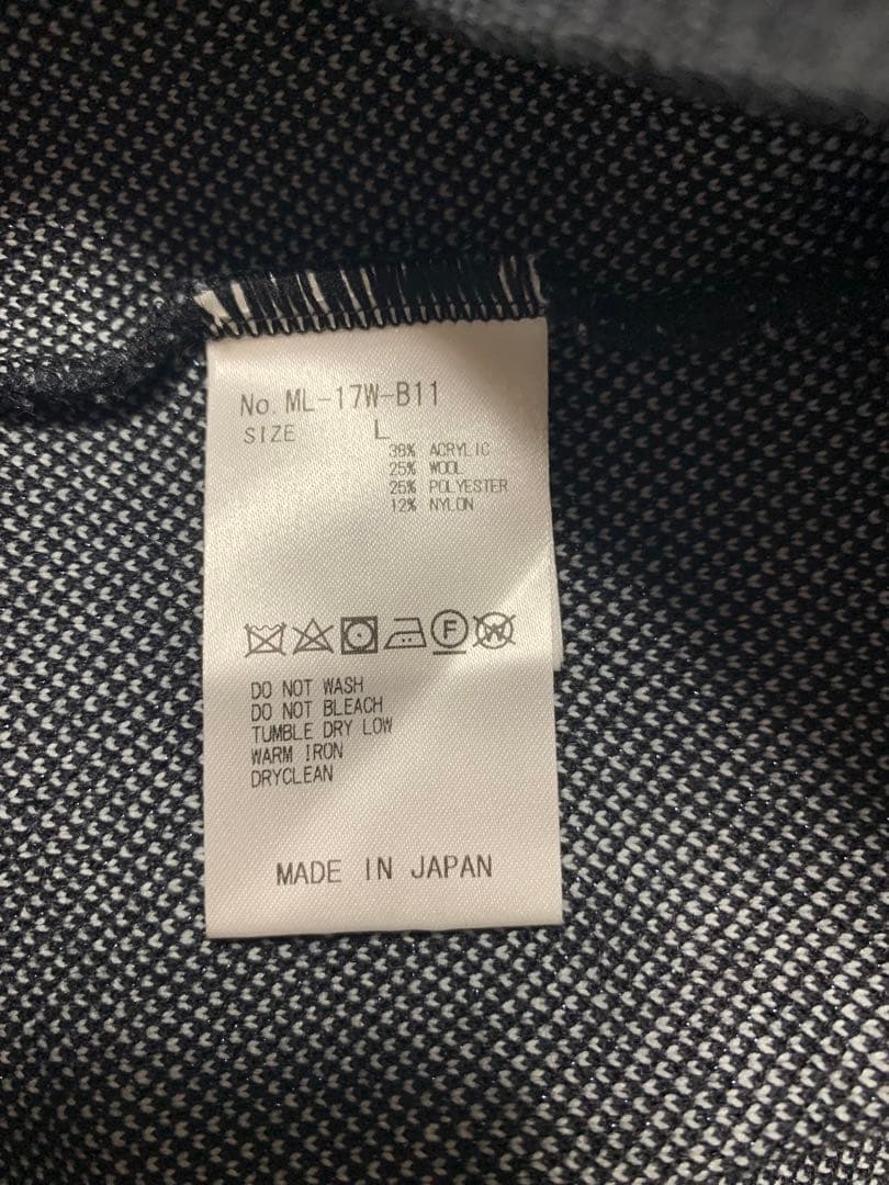 えーな マーク&ロナ Vネックセーター　総スター柄バックスカルロゴ