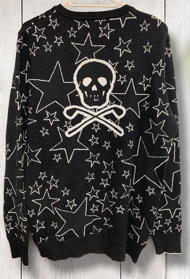えーな マーク&ロナ Vネックセーター　総スター柄バックスカルロゴ