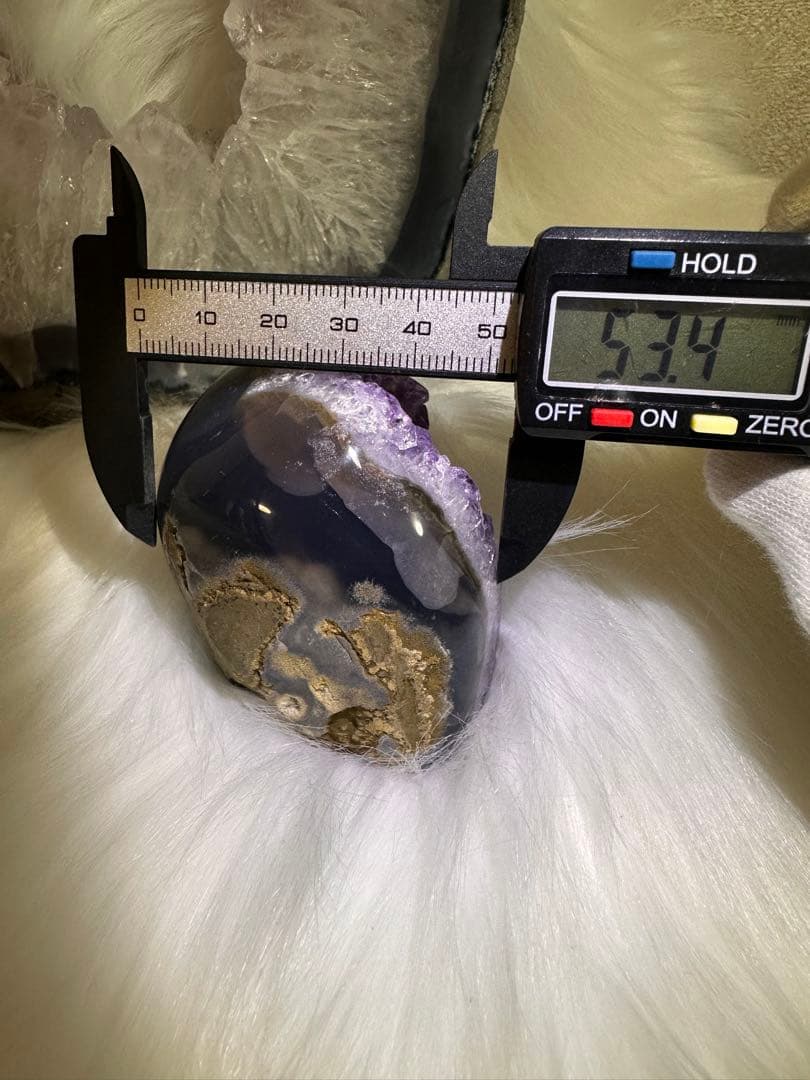 ウルグアイ産 アメジストドーム 美結晶 アーチ型 濃淡グラデーション 1120
