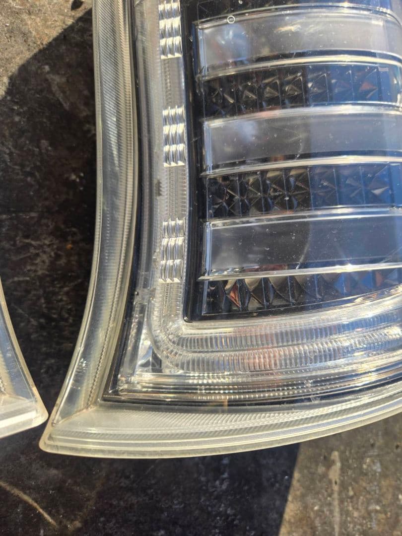 RK5　ホンダ　ステップワゴン　テールランプ