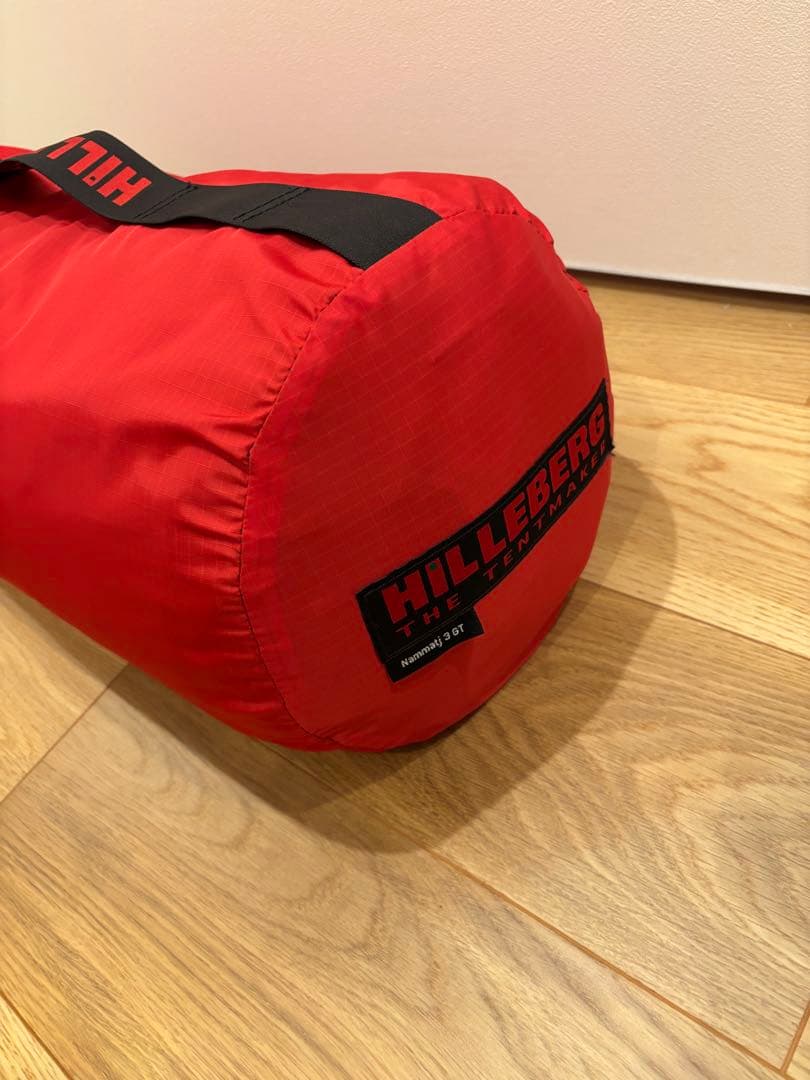 新品未使用品　ヒルバーグ　ナマッジ3gt レッド