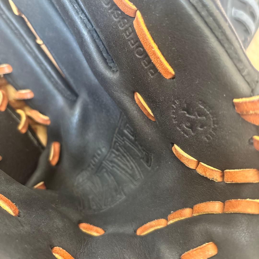 ミズノ　野球グローブ　2つ　ボールつき