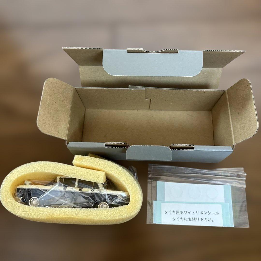 日産 セドリック パトカー 1964年式 1/43スケール