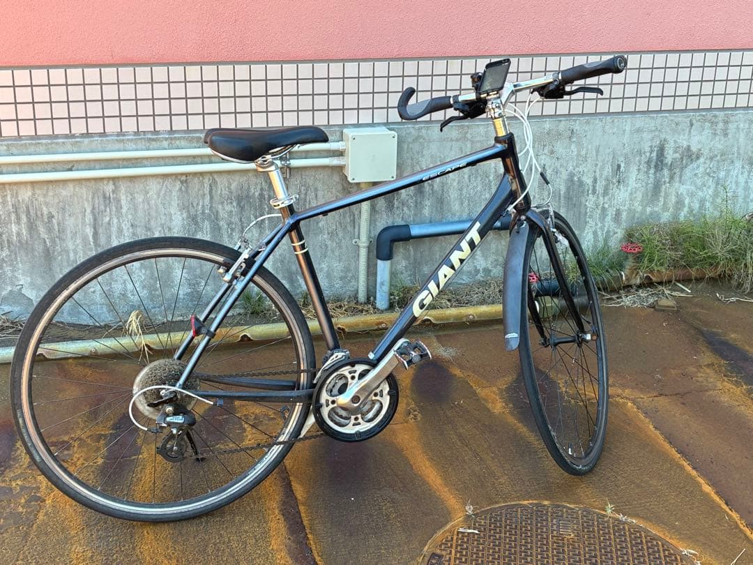 i*u様 Giant escape r3 Mサイズ　ジャイアント　エスケープr3