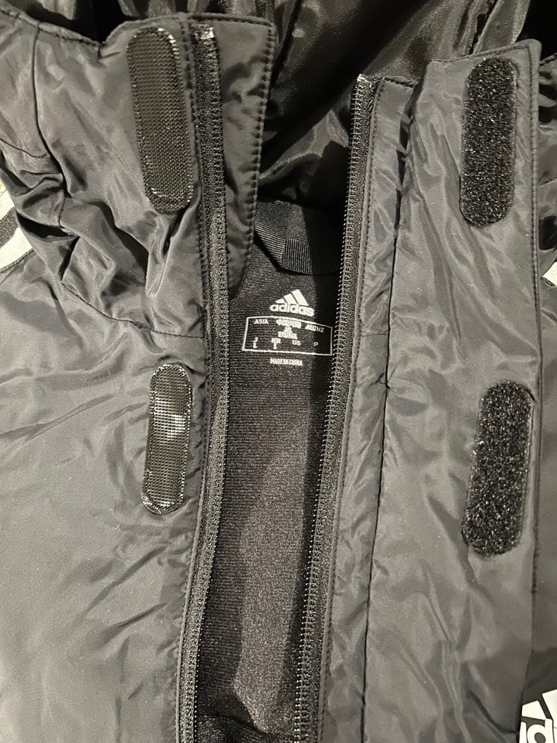 新品未使用adidasアディダス ベンチコート ライトインサレーテッド L