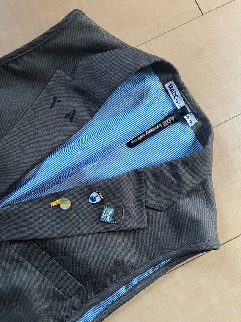 sunny side up フレームワーク別注テーラードベスト　ピンバッジ付き